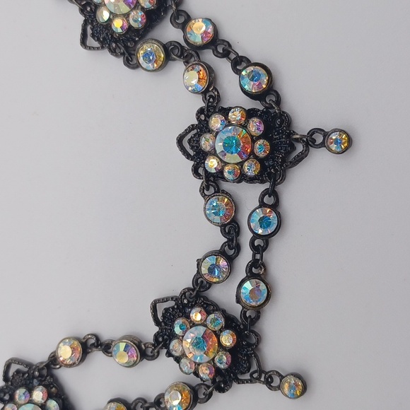 Bellagio Crystal USA Choker With AB Crystals - Picture 3 of 5